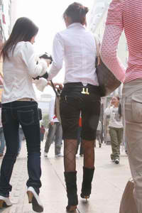 三级黄色免费看