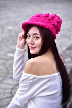 两个懂事的女儿